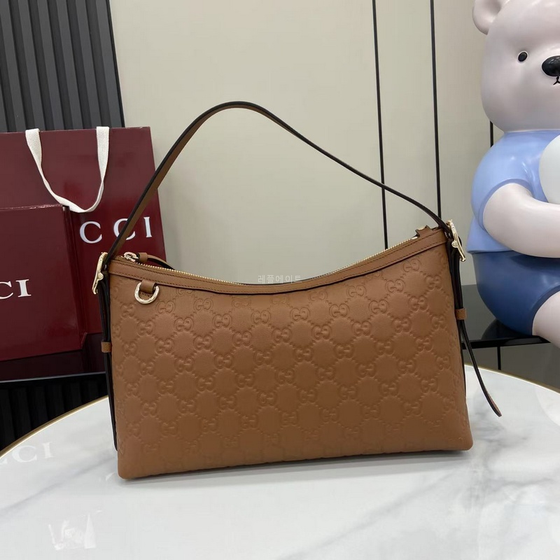 GUCCI-구찌 847449 AAFDV 2718 브라운 GG 엠블럼 미디엄 숄더백