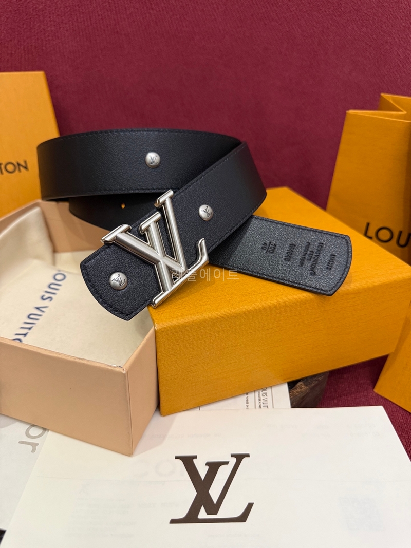 LOUIS VUITTON-루이비통 디멘션 드리프트 플라워 스터드 40mm 리버서블 벨트