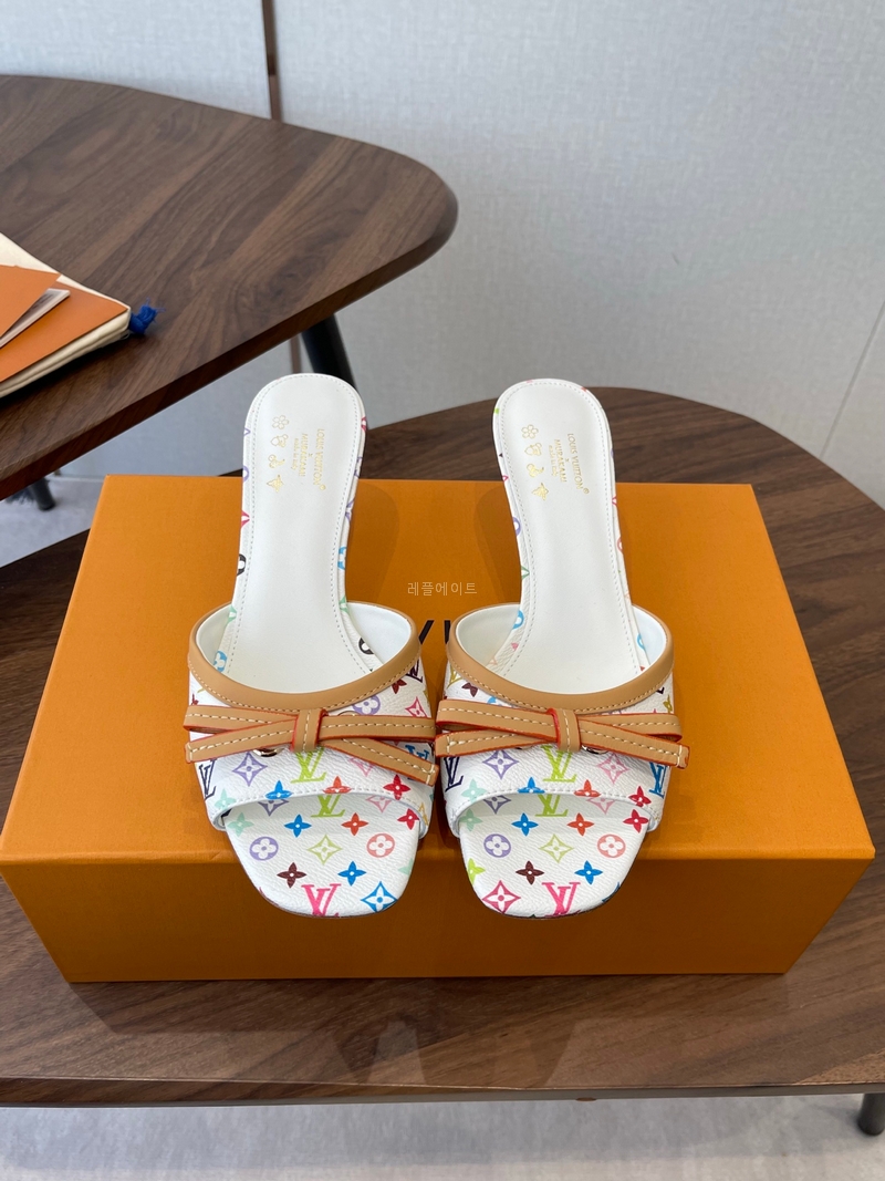 LOUIS VUITTON- 루이비통 1AJNHE New LV x TM 6AM Mule