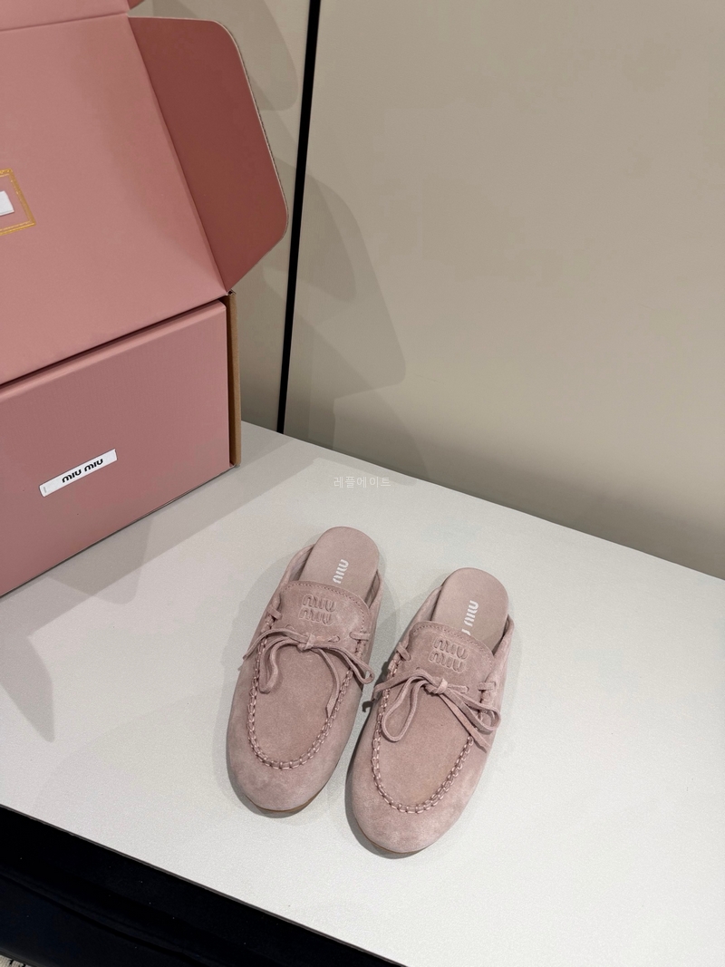 MIUMIU - 미우미우 5D577E_054_F0924_F_005 Suede Deck mules