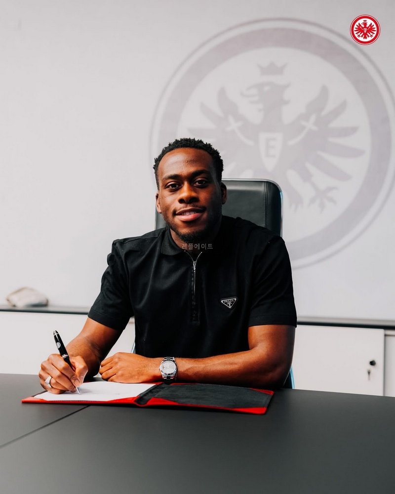 PRADA- 프라다 리나일론 및 저지 티셔츠