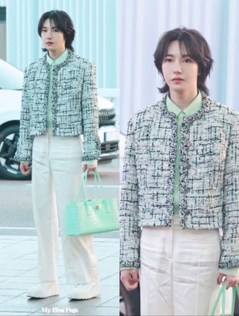 CHANEL-샤넬  AS6243-B24144-U8385 2026 봄 여름 스몰 쇼핑백