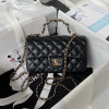 CHANEL-샤넬 AS2431-B14475-94305 2026 봄 여름 프리-컬렉션 핸들 장식의 미니 클래식 백