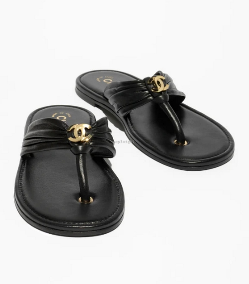 CHANEL-샤넬  G47103-B24585-94305 2026 샤넬 코코 비치 컬렉션 슬리퍼