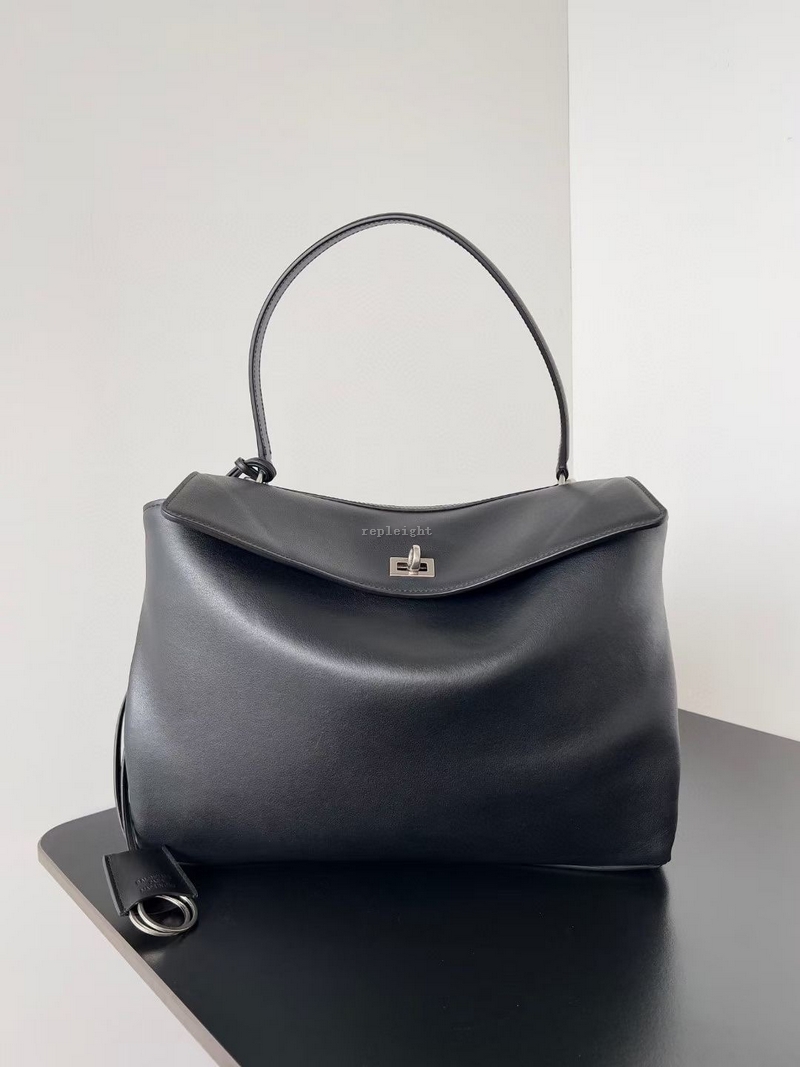 발런시아가 BALENCIAGA 7897722AA4U1000 여성 로데오 핸드백 미디엄 블랙